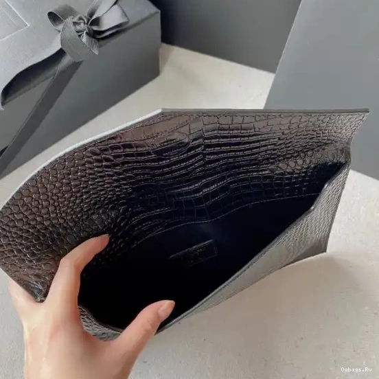 UPTOWN YSL POUCH 0412